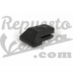 Puntera Plástico Guías Suelo Vespa Iris Y PX