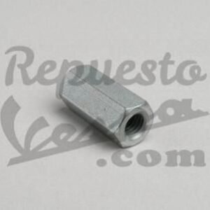 Tuerca Distanciadora Culata Con Carcasa Cilindro Vespa 200